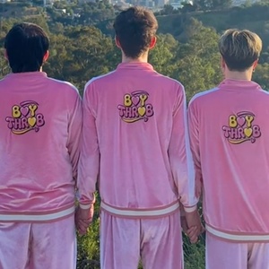 Video: Viral Group Boy Throb Sings Parody Cover of 'Maybe' from ANNIE Photo