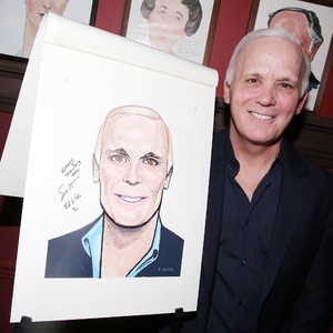 Photos: Scott Elllis Receives Portrait at Sardi's Photo
