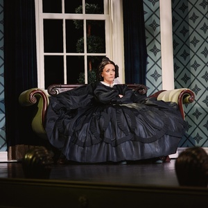 Photos: Jane Krakowski and Cheyenne Jackson Star in OH, MARY! Photo