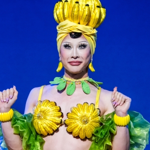 Photos: RuPauls Drag Race Winner Nymphia Wind Brings BANANAS? to Town Hall Photo