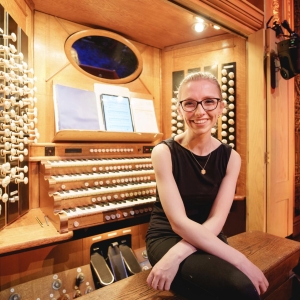 Anna Lapwood Will Premiere Max Richter Organ Commission At Royal Albert Hall Headline Show Photo