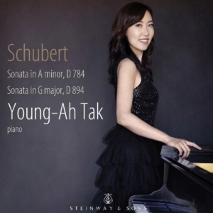 Young-Ah Tak Releases an Album of Schubert Sonatas Photo