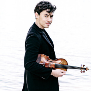 Photos: Benjamin Beilman to Perform Barber and Brahms at Pasadena Classical Season Photo