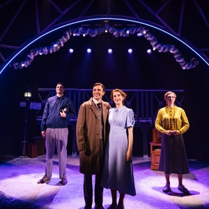 Photos: First Look at ITS A WONDERFUL LIFE at Reading Rep Theatre Photo