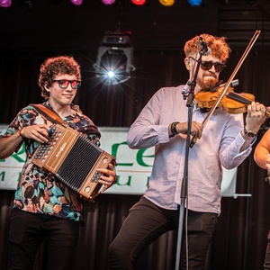 Des Moines Performing Arts To Present BOXING BANJO At The Temple Theater Photo