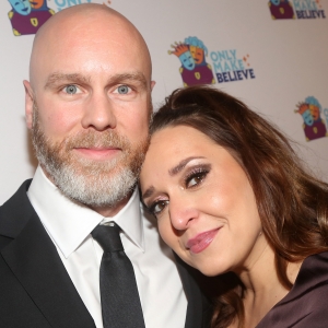 Jessica Vosk Announces Engagement to Dave Godar Photo