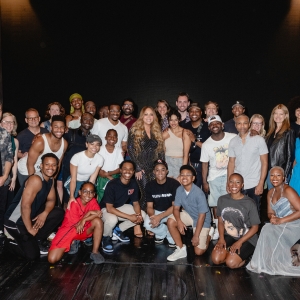 Photo: Mariah Carey Visits MJ on Broadway Photo