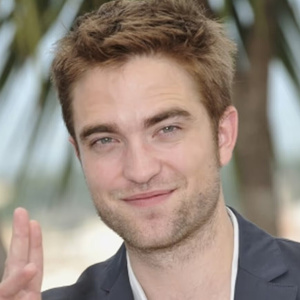 Robert Pattinson Will Executive Produce THE HOLES by Max Wolf Friedlich Off-Broadway Photo