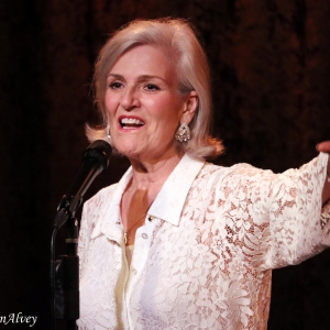 Photos: Karen Mason Celebrates Summer In Concert with SPF At Birdland Photo