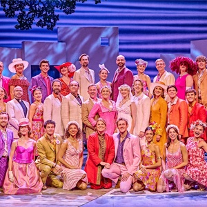 Photos: MAMMA MIA! West End Finds New Cast Photo