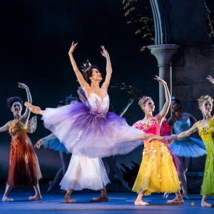 CINDERELLA Runs at the Royal Ballet This Holiday Season Photo