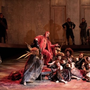 RIGOLETTO is Now Playing at New National Theatre, Tokyo Photo