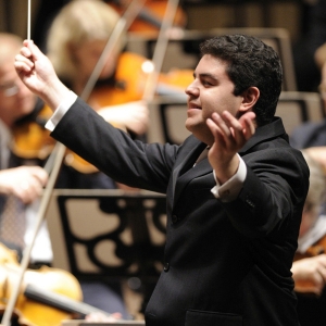 Internationally Recognized Conductor Tito Muñoz “Plays” It Forward Conducting Vi Video