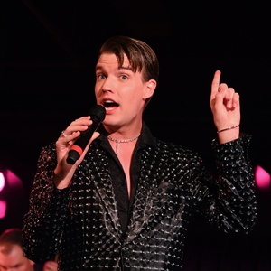 Photos: Mark William Performs If I Can Dream Album Celebration Show Photo