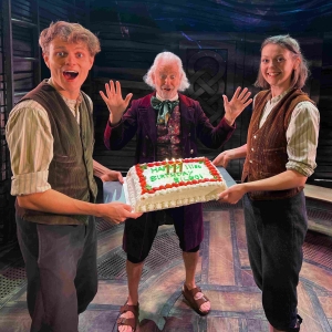 THE LORD OF THE RINGS Musical Company Celebrates Bilbo and Frodo's Birthday, as The S Photo