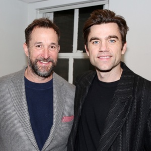 Photos: THE PITT Star Noah Wyle Visits Patrick Ball at BECKY SHAW Photo