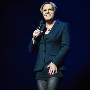Eddie Izzard Comes to the Chicago Theatre in October Photo