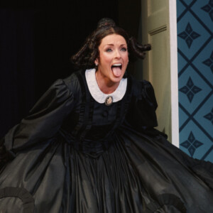 Tony Award Winner Jane Krakowski Returns To OH, MARY! For Limited West End Run Photo