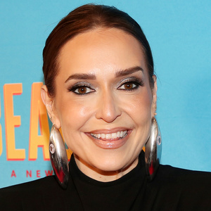 Jessica Vosk Opens Up About Grief Over BEACHES Closing: 'It Is A Loss' Photo