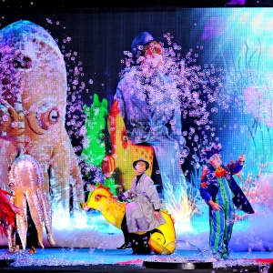 B - THE UNDERWATER BUBBLE SHOW Comes to State Theatre New Jersey This Month Video
