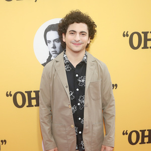 OH, MARY! Star Tony Macht Joins Season 3 of HBO's THE COMEBACK Photo