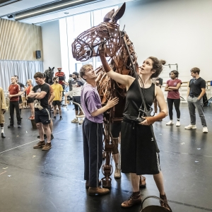 Photos: WAR HORSE UK and Ireland Tour in Rehearsal Photo