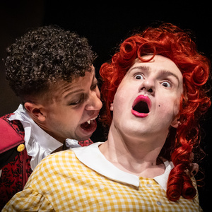 Photos: First look at Evolution Theatre Company’s DRACULA, A COMEDY OF TERRORS Photo
