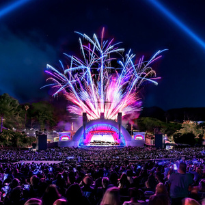 Halle Bailey, Darren Criss And More Perform in Hollywood Bowl's Best of Broadway Photo