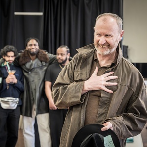 Photos: Mark Gatiss and More in Rehearsal For THE RESISTIBLE RISE OF ARTURO UI Photo