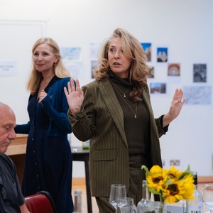 Photos: Tracy-Ann Oberman and Jennifer Westfeldt in Rehearsals for ASSEMBLED PARTIES Photo