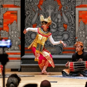 Sierra Madre Playhouse Presents Musical Collaboration Between TAIKOPROJECT + Gamelan  Video