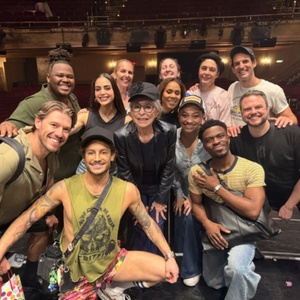Photos: Rita Moreno Visits TITANIQUE on Broadway Photo