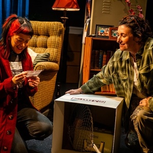 Photos: WISHING TO GROW UP BRIGHTLY Makes World Premiere Photo