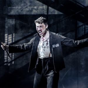 Photos: First Look at the UK and Ireland Tour of BONNIE & CLYDE Photo