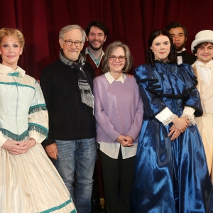 Photos: Sally Field Visits Off-Broadway Production of OH, MARY!