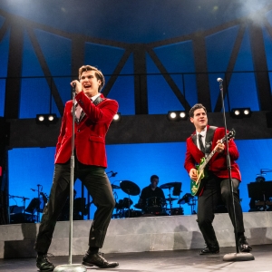 Photos: JERSEY BOYS At The Argyle Theatre