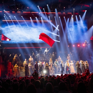 Photos: LES MISERABLES THE ARENA SPECTACULAR Kicks Off World Tour Photo