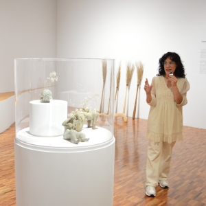 Derivas De La Forma Escultórica: Irrupción Y Densidad, Un Diálogo Generacional De  Photo