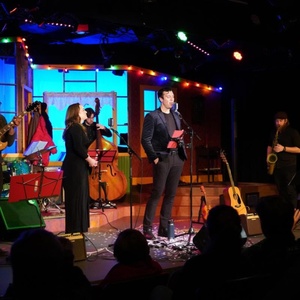 James Lanman Brings Holiday Cheer to the Historic Bus Barn Theater