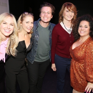 Photos: Jonathan Groff and Lucy Lawless Visit MAMA, I’M A BIG GIRL NOW! Photo