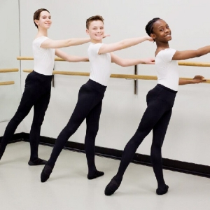 FIM Flint School of Performing Arts Offers Inclusive Dance Classes Video