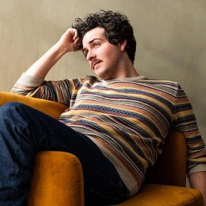 Asher Muldoon To Star In OVERCOMMITTED At 54 Below