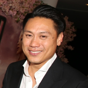 CRAZY RICH ASIANS Moving Forward at Max; Jon M. Chu to Executive Produce Photo