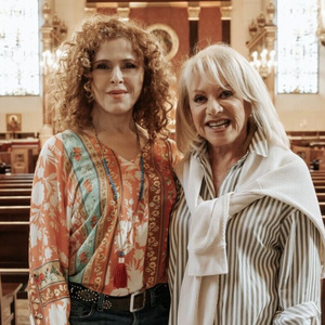 Dame Elaine Paige and Bernadette Peters Will Return to Host WEST END WOOFS Photo