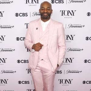 Brandon Victor Dixon, Tony Goldwyn & More to Join Vineyard Theatre Gala Photo