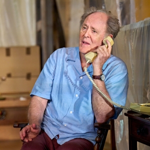 John Lithgow-Led GIANT Tickets Go on Sale Today Photo