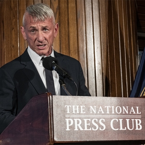 Photos: Sean Penn, Bob Woodward, and More Attend ANNA Screening