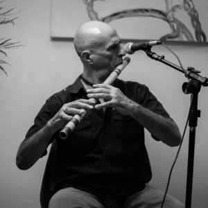 Remi Álvarez Trío Llega Al Jardín Escénico Con Una Fusión De Jazz Y Música Tradiciona