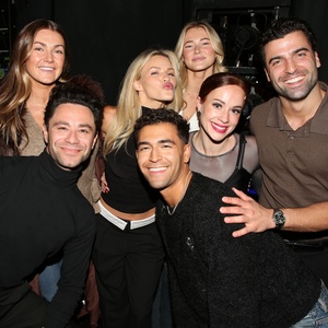 Photos: DANCING WITH THE STARS Cast Visits Whitney Leavitt at CHICAGO Photo