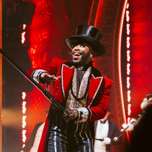 Photos: Bob the Drag Queen Takes First Bows in MOULIN ROUGE! Photo